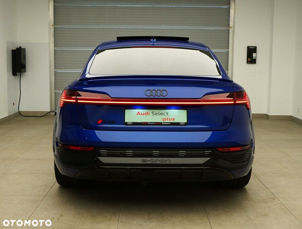 Audi SQ8 e-tron - 4