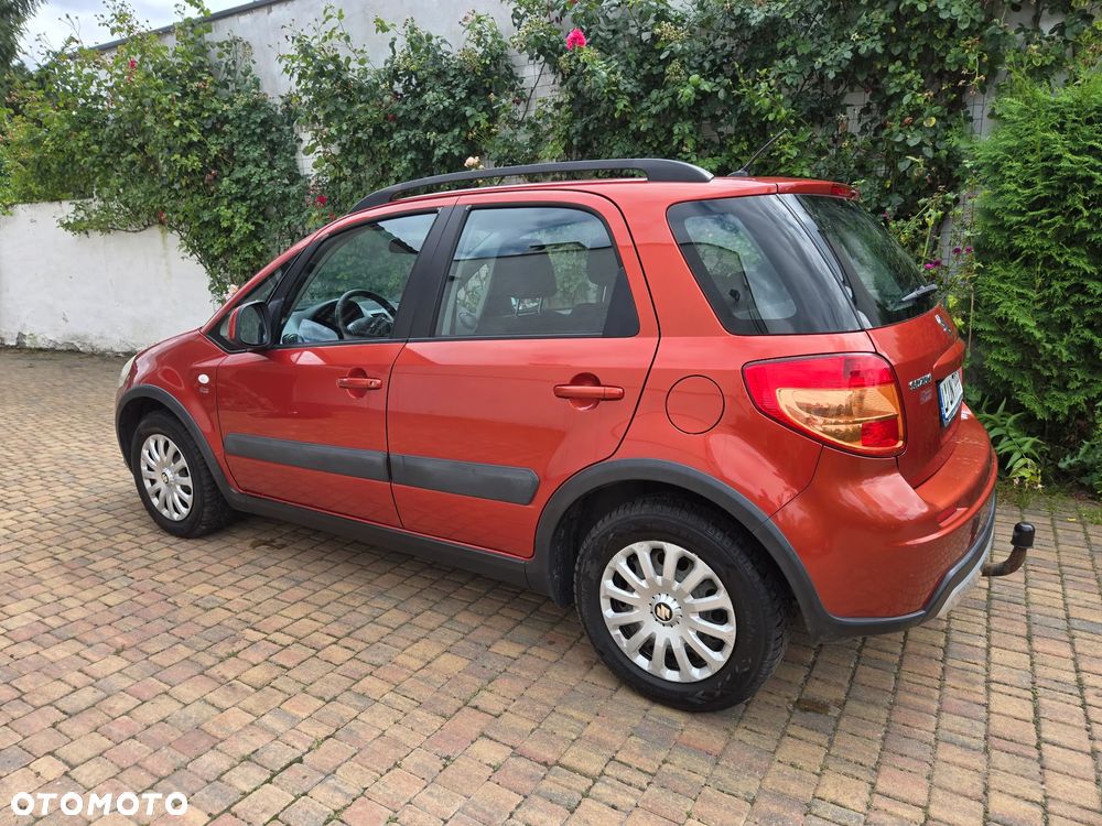 Suzuki SX4 1.6 VVT 4x2 Limited - 10
