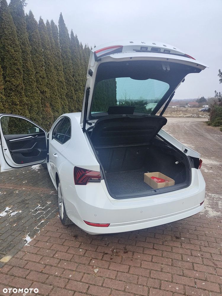 Skoda Octavia 2.0 TDI Style DSG - 17