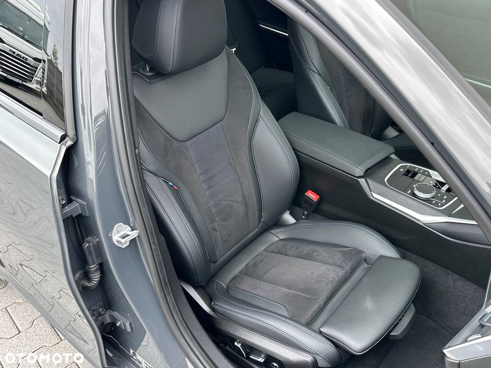 BMW Seria 3 320d xDrive M Sport - 23