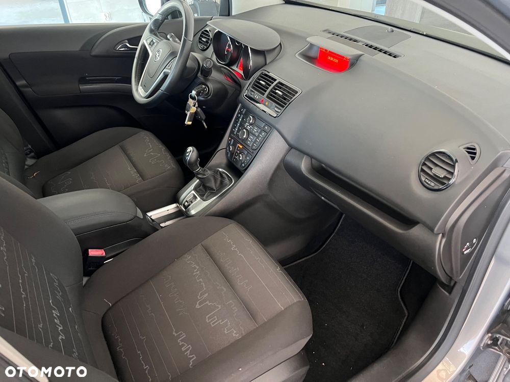 Opel Meriva - 24