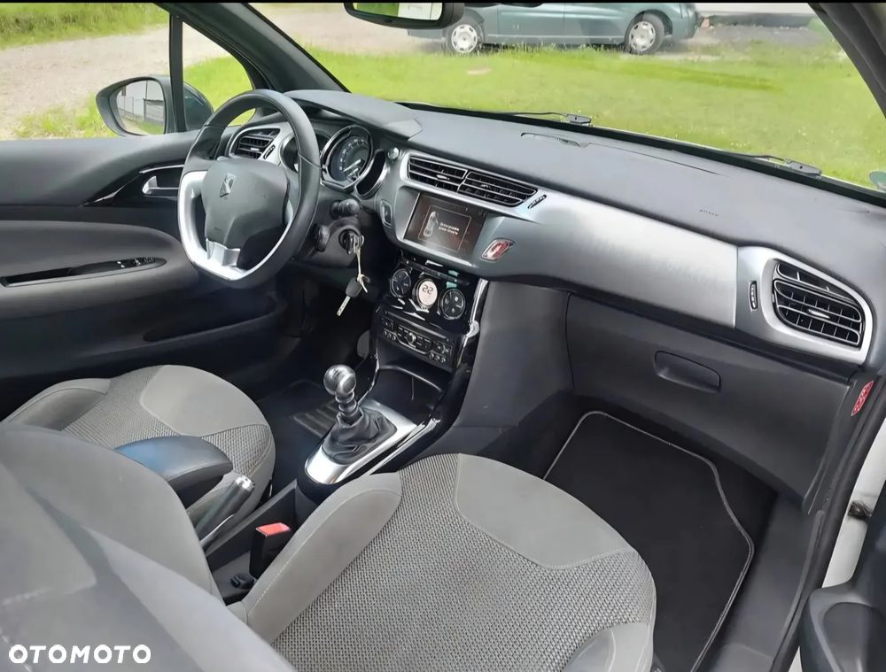 Citroën DS3 BlueHDi 120 SportChic - 10