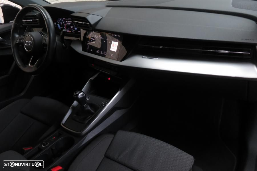 Audi A3 Sportback 30 TFSI Advanced - 17