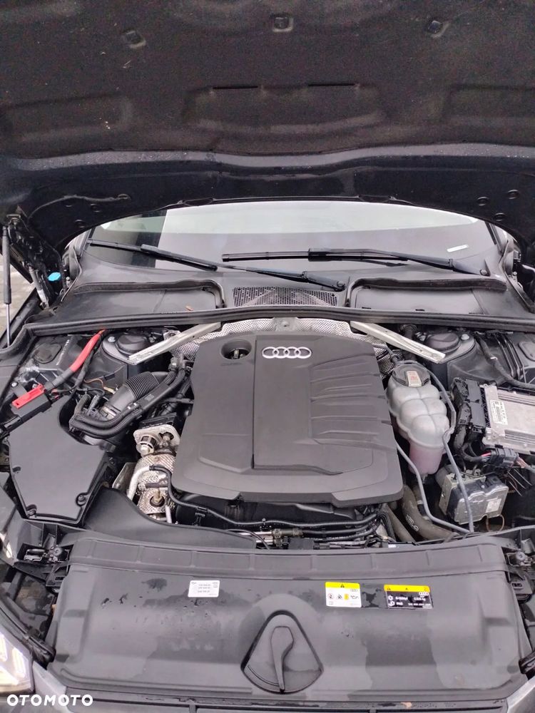 Audi A4 Avant 35 TDI S tronic S line - 2