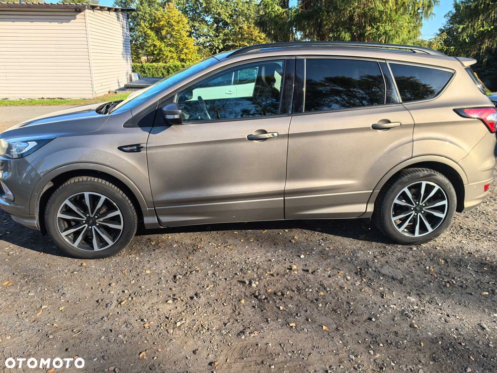 Ford Kuga - 3