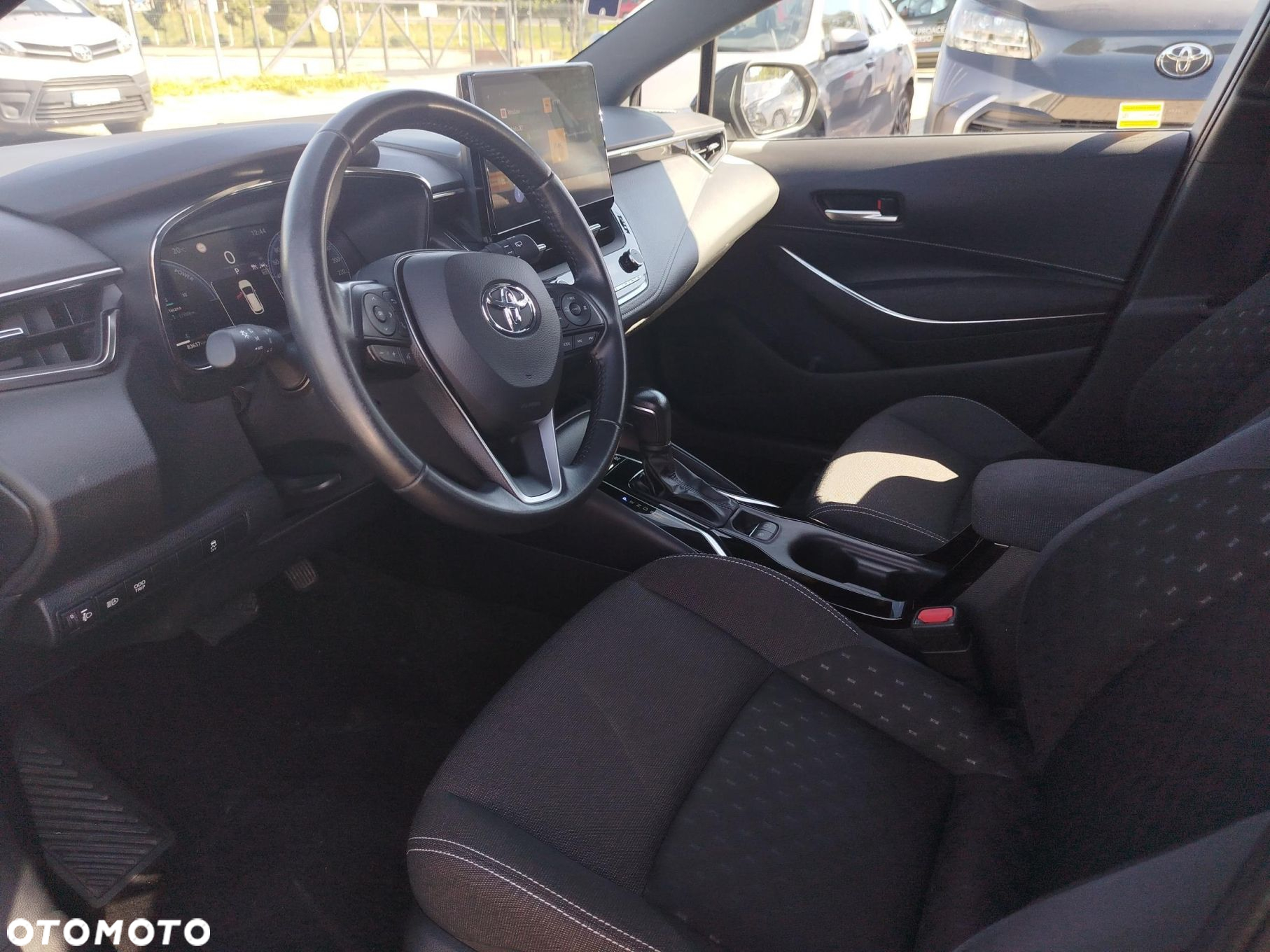 Toyota Corolla - 10