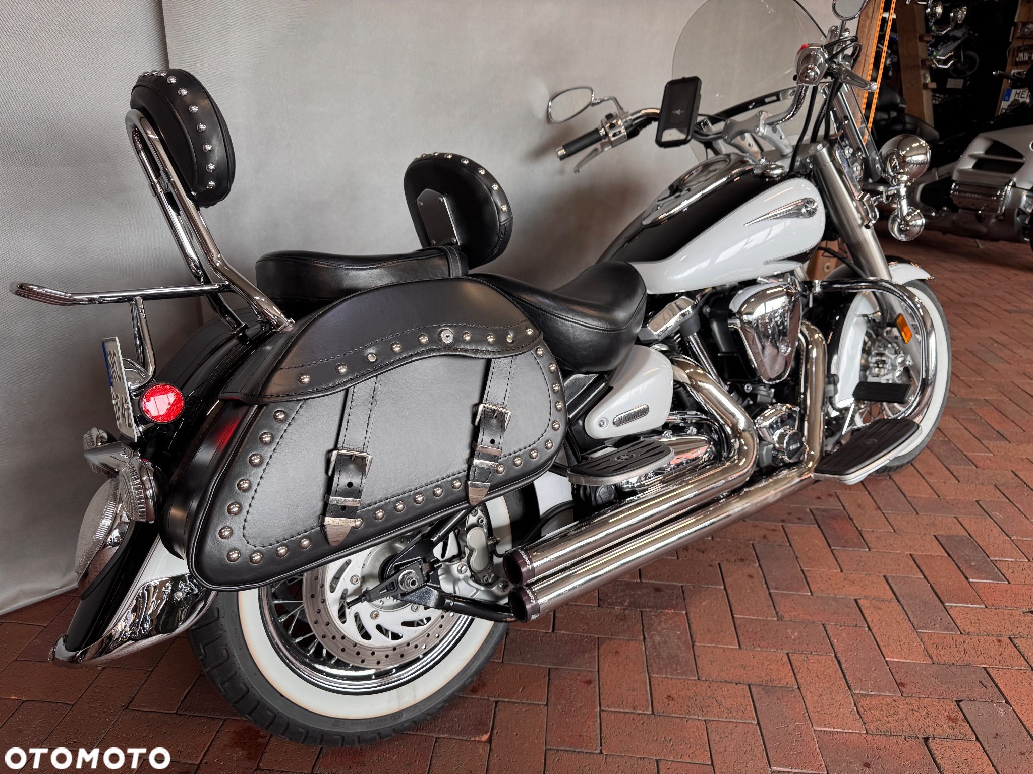 Yamaha Road Star - 3