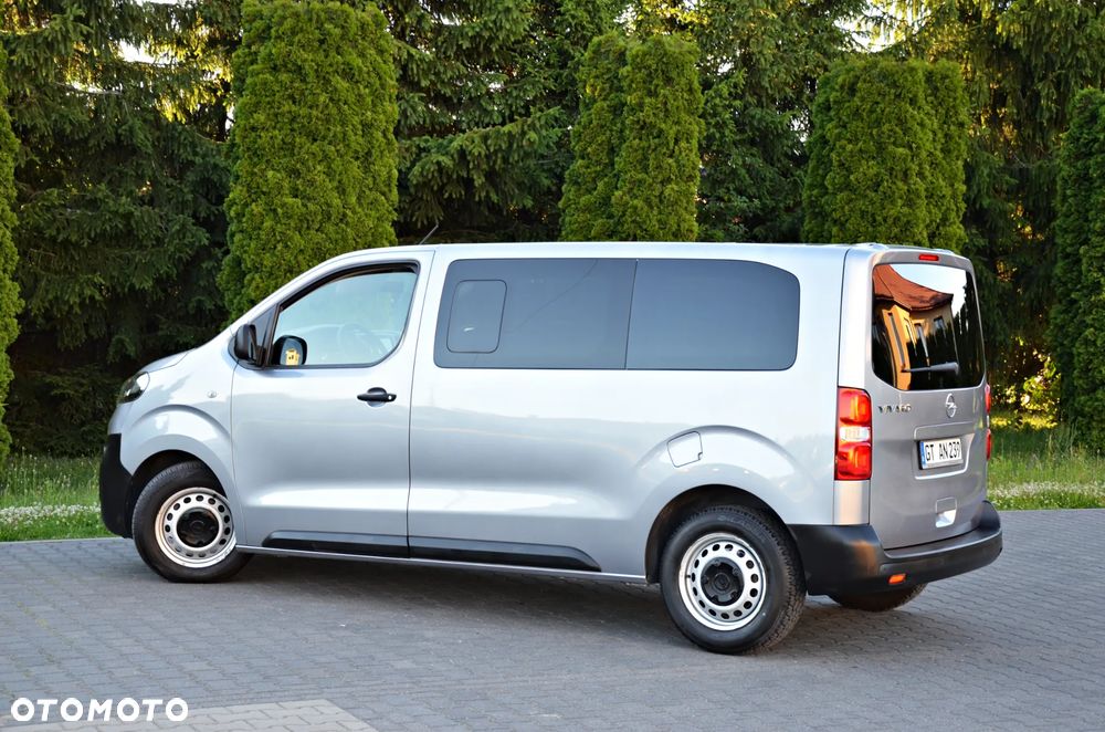 Opel Vivaro Standard Flexcab - 17