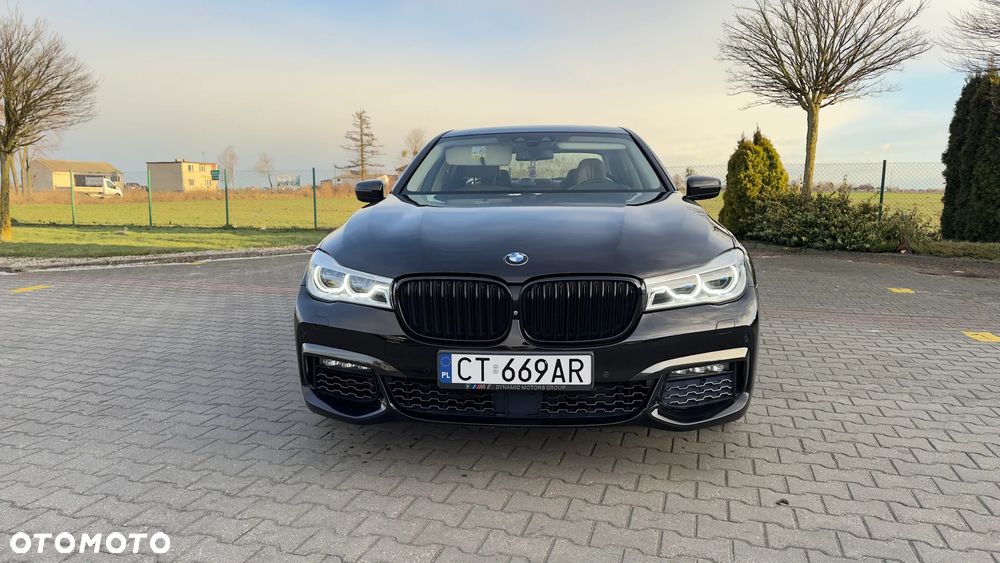 BMW Seria 7 750i xDrive - 4