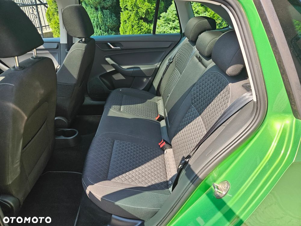Skoda RAPID 1.2 TSI Edition - 21