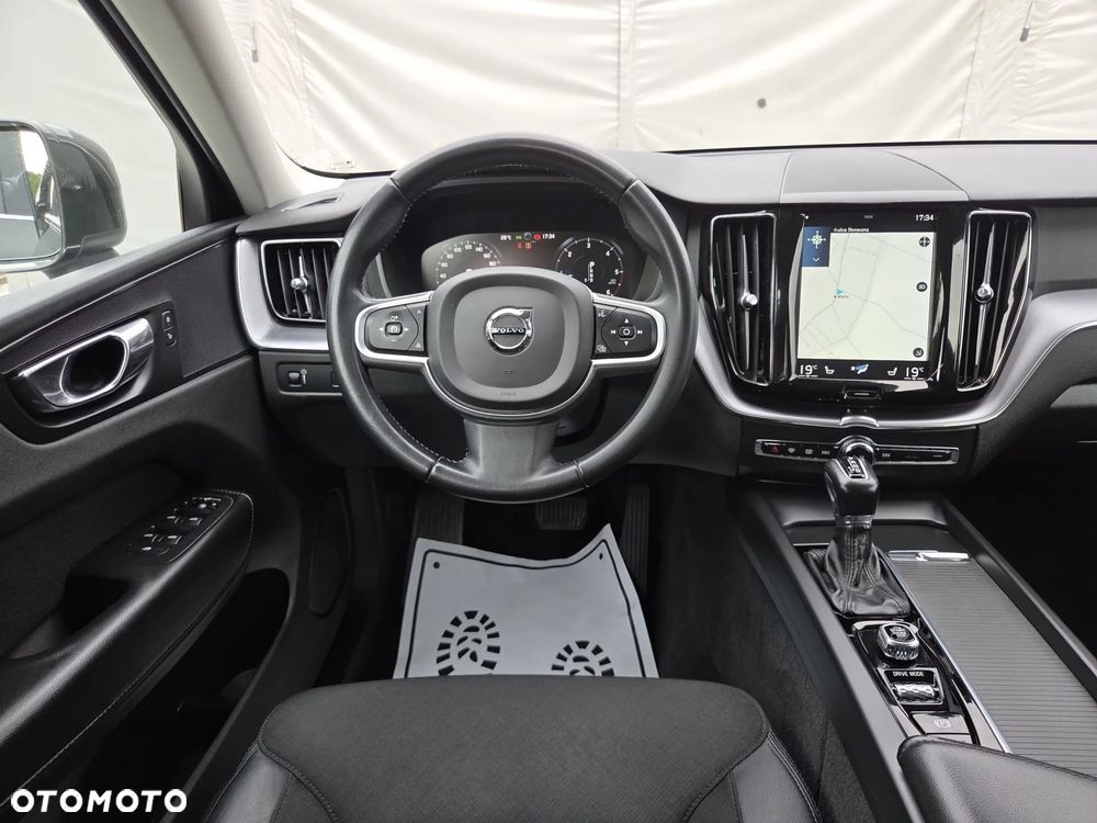 Volvo XC 60 D4 Geartronic Momentum - 16
