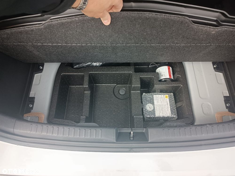 Toyota Yaris Hybrid 1.5 Comfort - 19