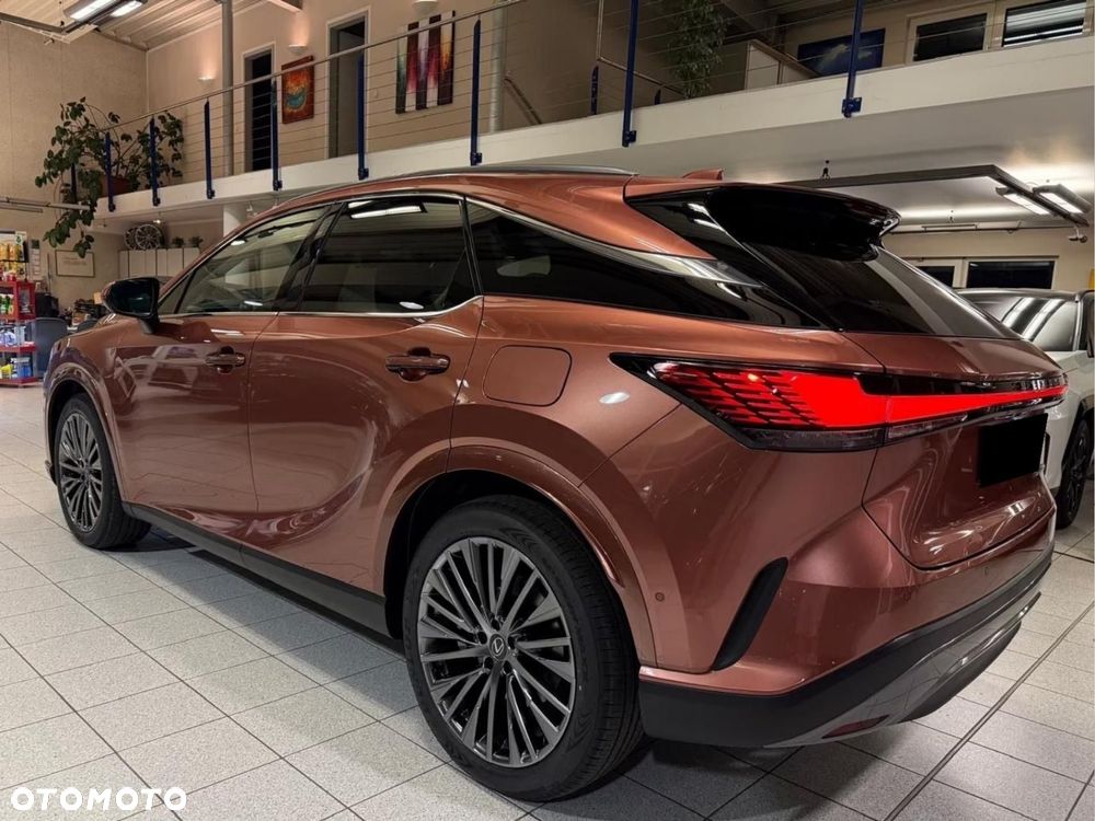 Lexus RX - 8