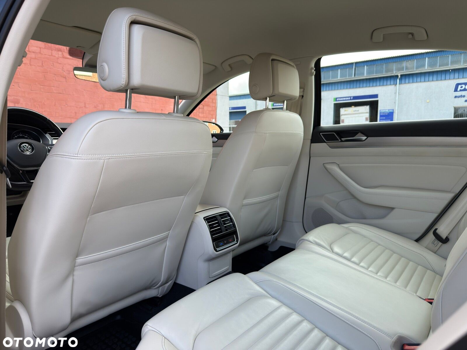 Volkswagen Passat 1.8 TSI BMT Highline DSG - 10