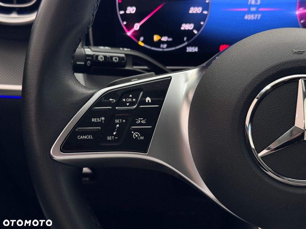 Mercedes-Benz GLC - 23