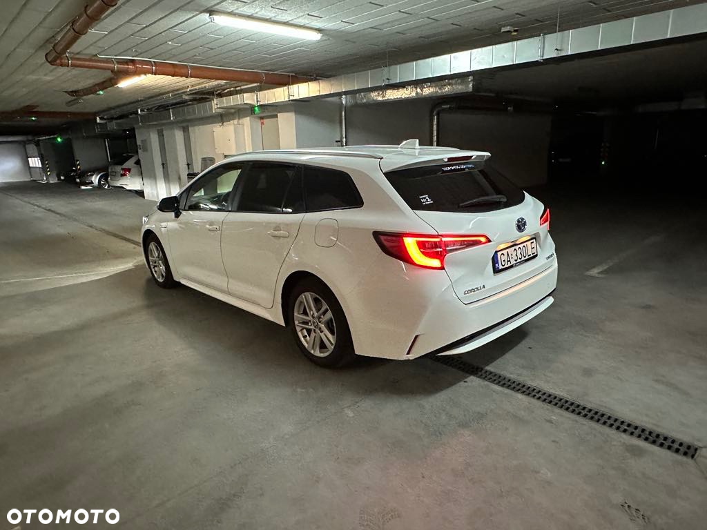 Toyota Corolla 1.8 Hybrid Comfort - 5