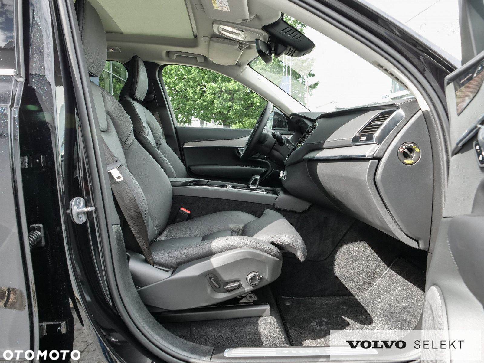 Volvo XC 90 - 32