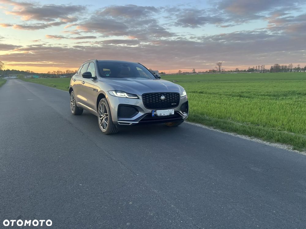 Jaguar F-Pace 3.0 D300 mHEV AWD R-Dynamic Black - 9