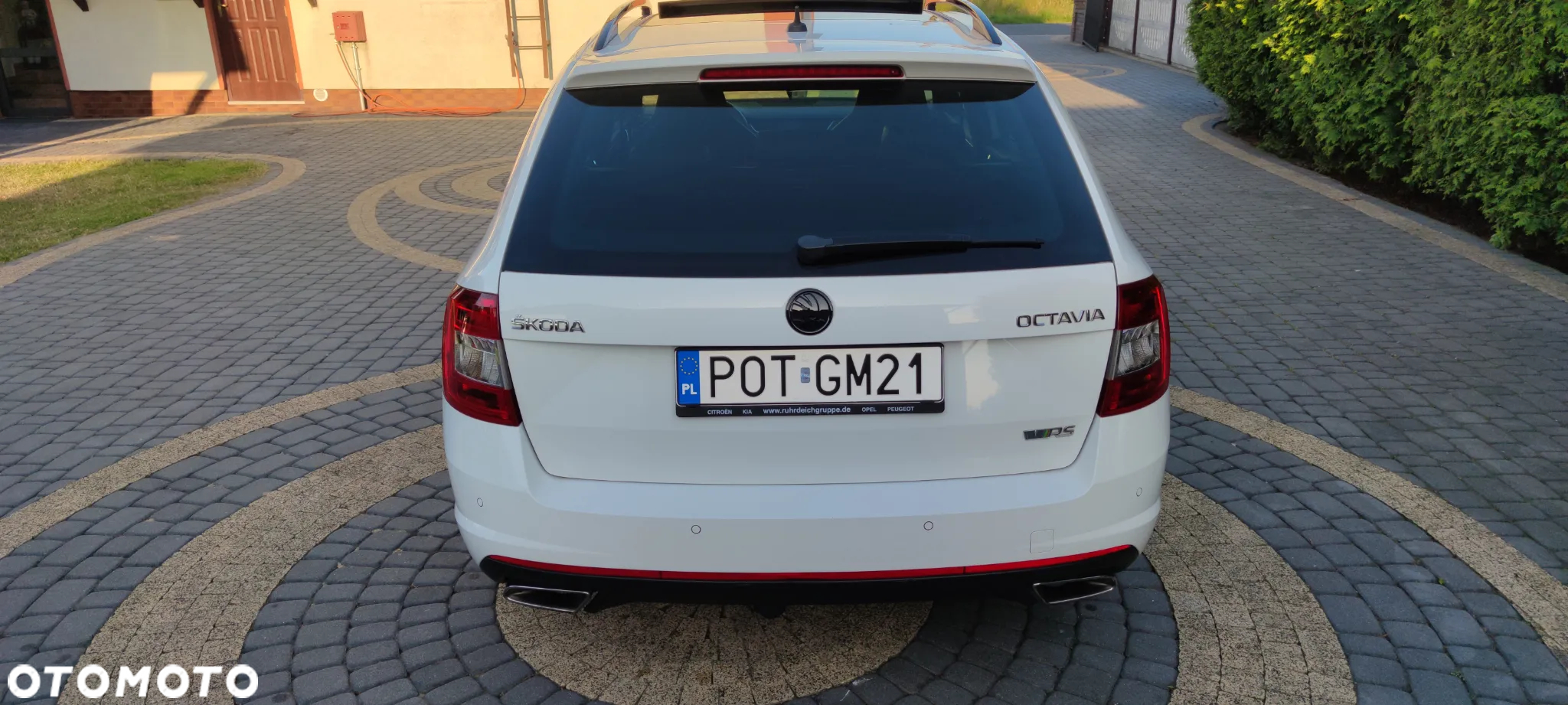 Skoda Octavia Combi 2.0 TSI (Green tec) RS - 7