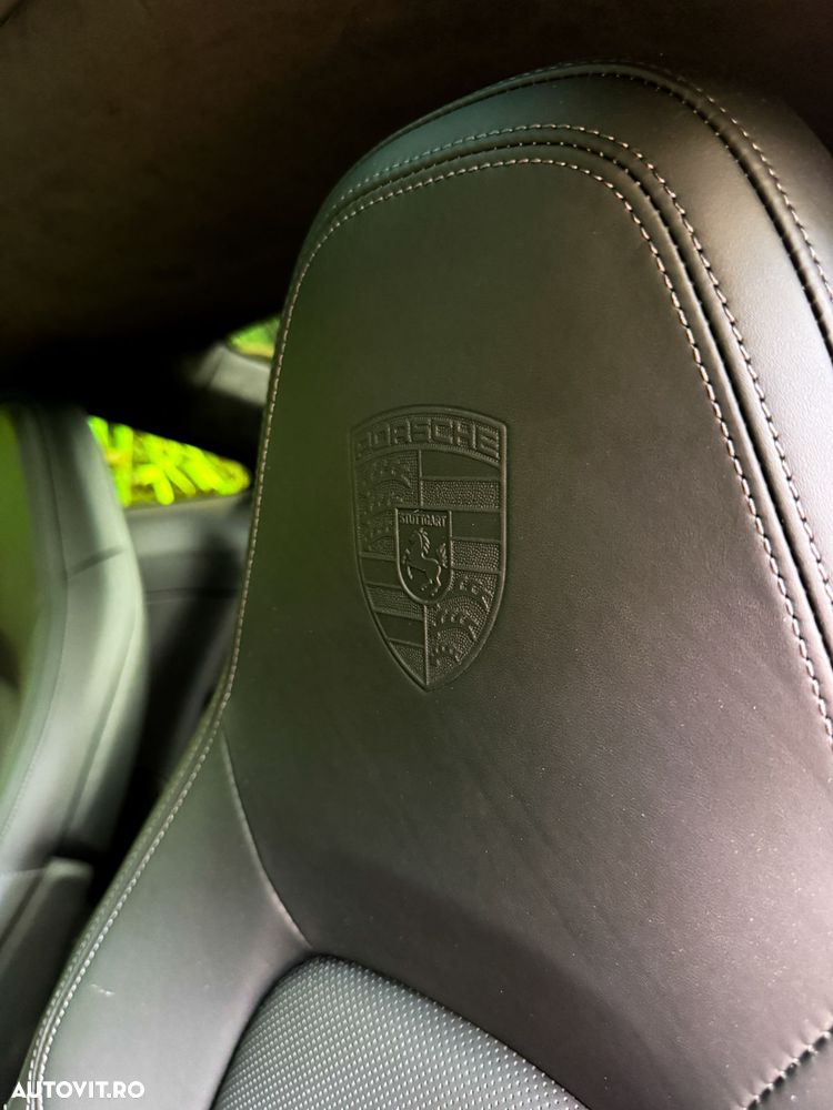 Porsche 911 - 19