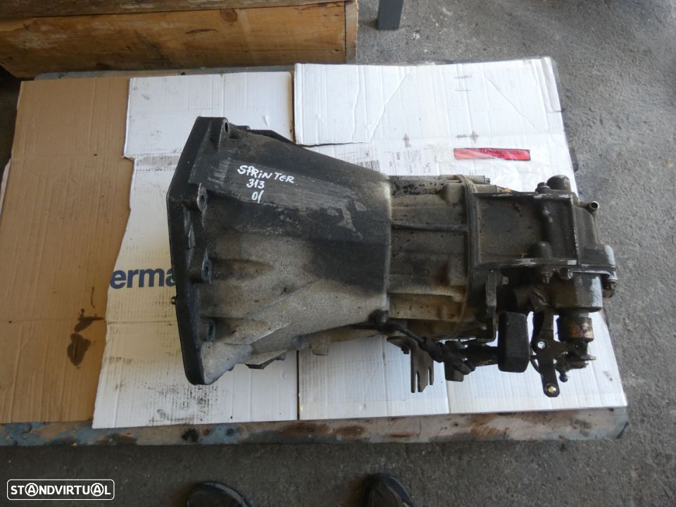 Caixa de velocidades Mercedes Sprinter com referencia A9042610103 - 2