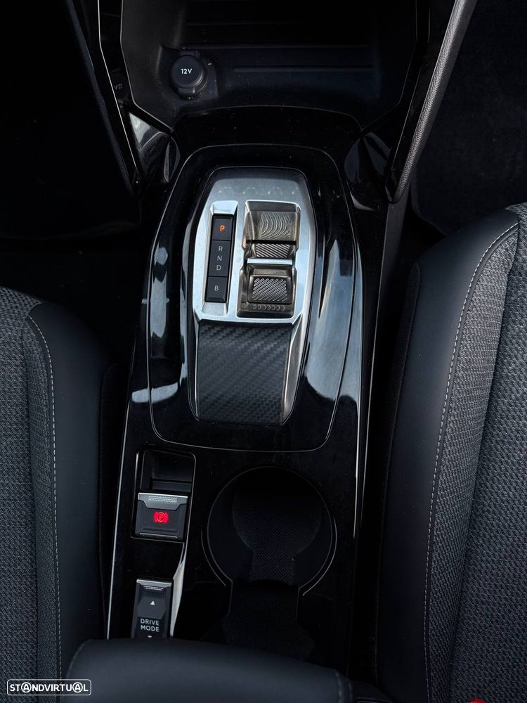 Peugeot e-208 Active - 21