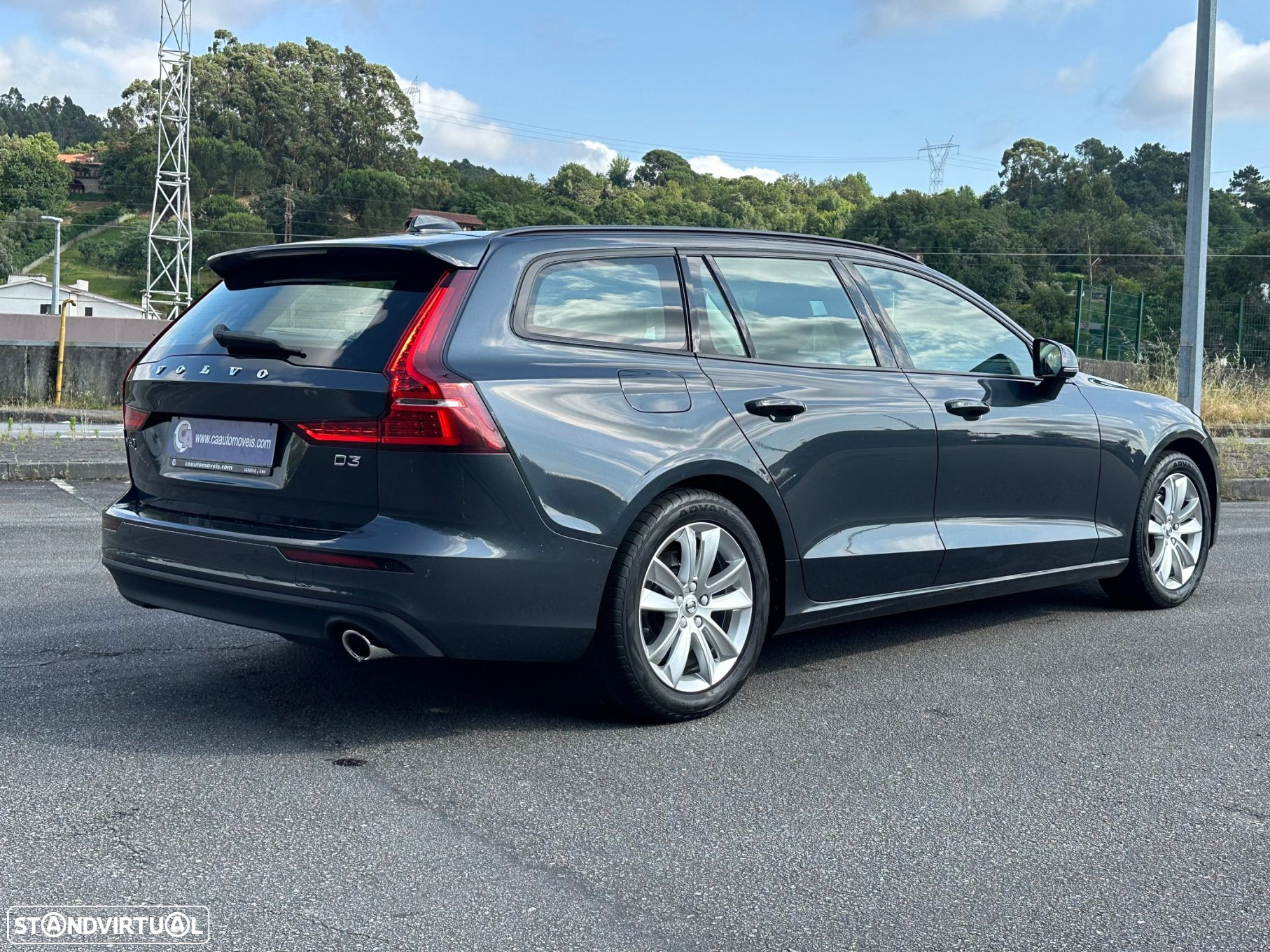 Volvo V60 2.0 D3 Momentum - 19