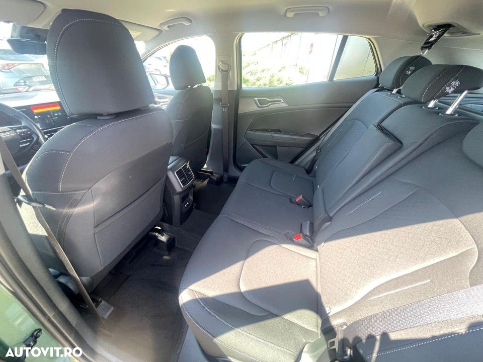 Kia Sportage 1.6 T-GDI 6MT 4x2 Urban - 12
