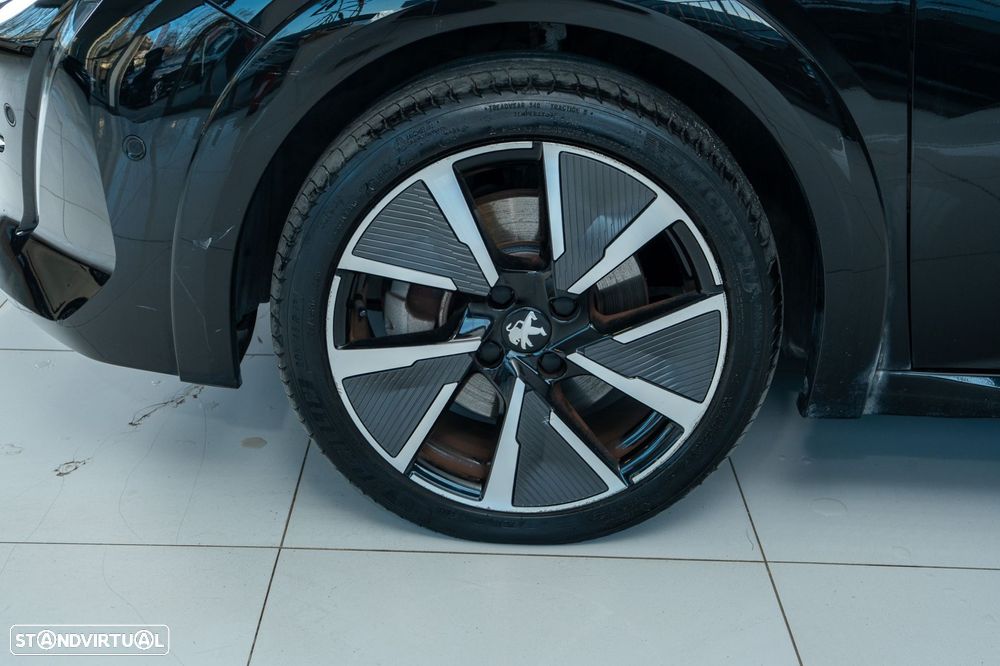 Peugeot e-208 50 kWh GT - 24