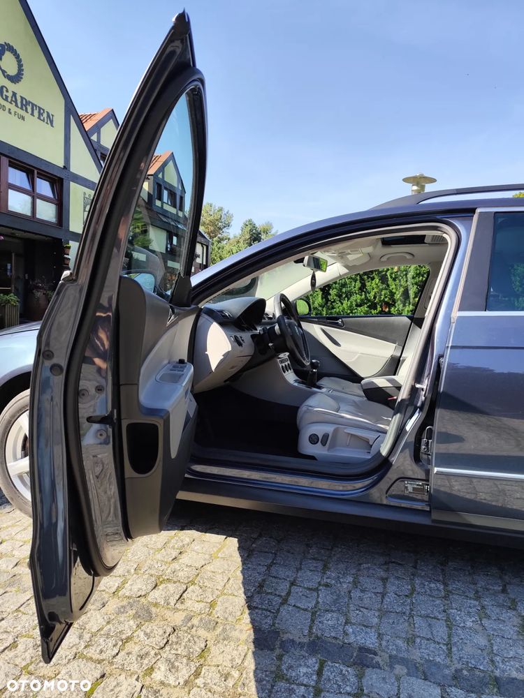 Volkswagen Passat - 10