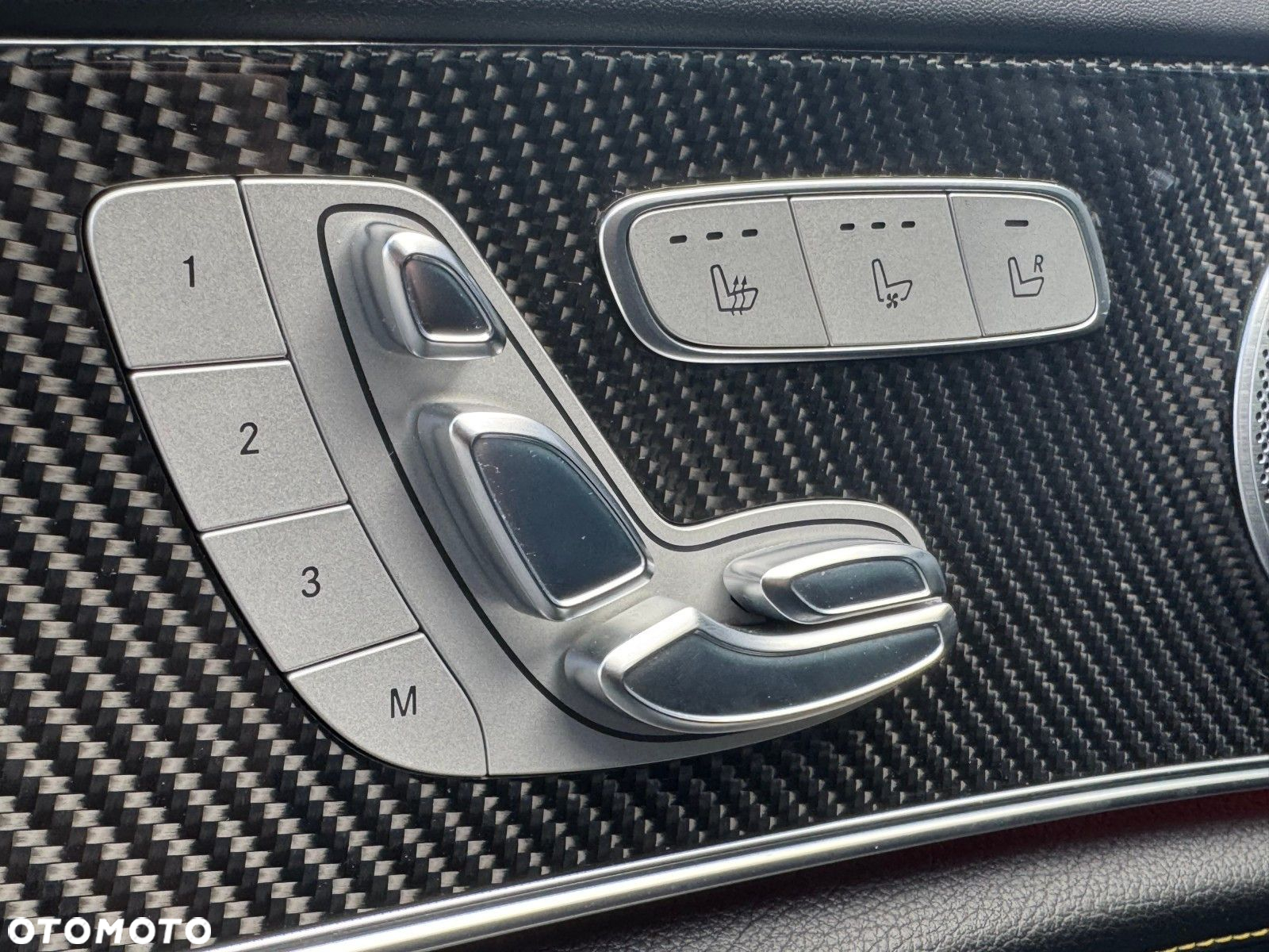Mercedes-Benz Klasa E AMG 63 S 4-Matic+ - 17