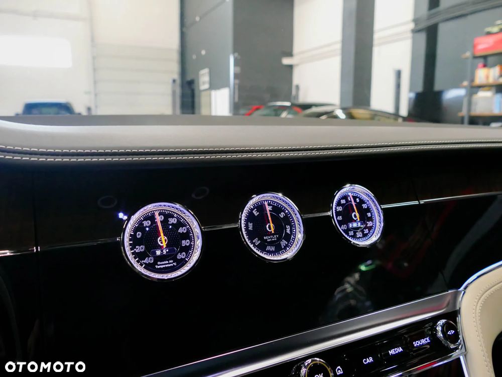 Bentley Continental GT - 17