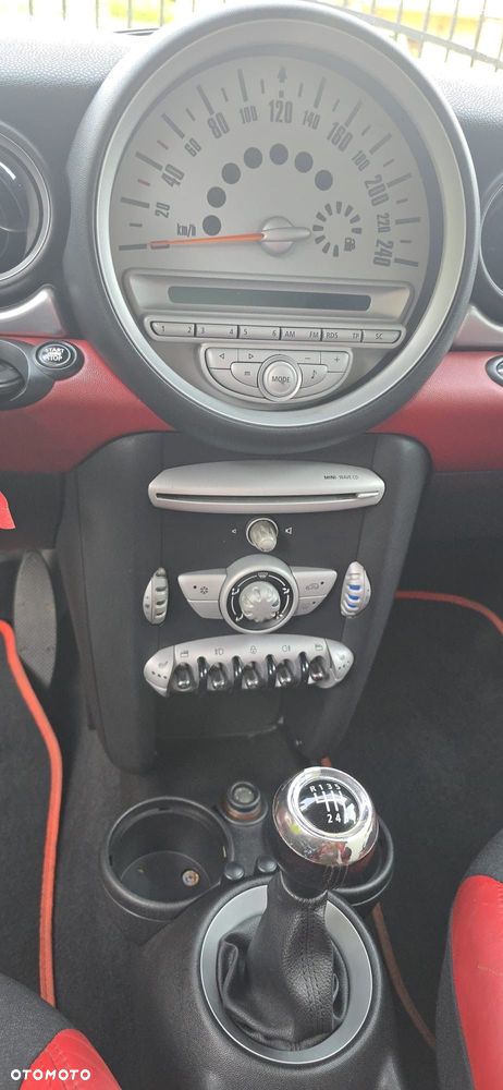 MINI Cooper 50 Camden - 12