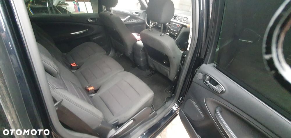 Ford Galaxy 2.0 TDCi Platinium X - 31