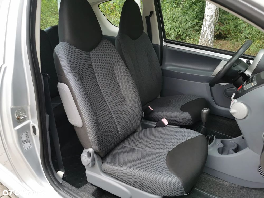 Toyota Aygo Cool&Go - 9