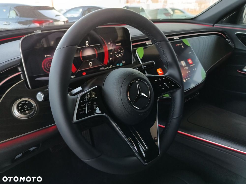 Mercedes-Benz Klasa E - 12