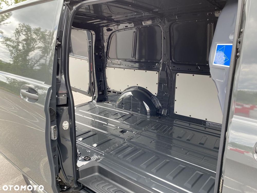 Mercedes-Benz Vito - 18