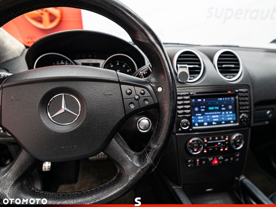 Mercedes-Benz ML - 20