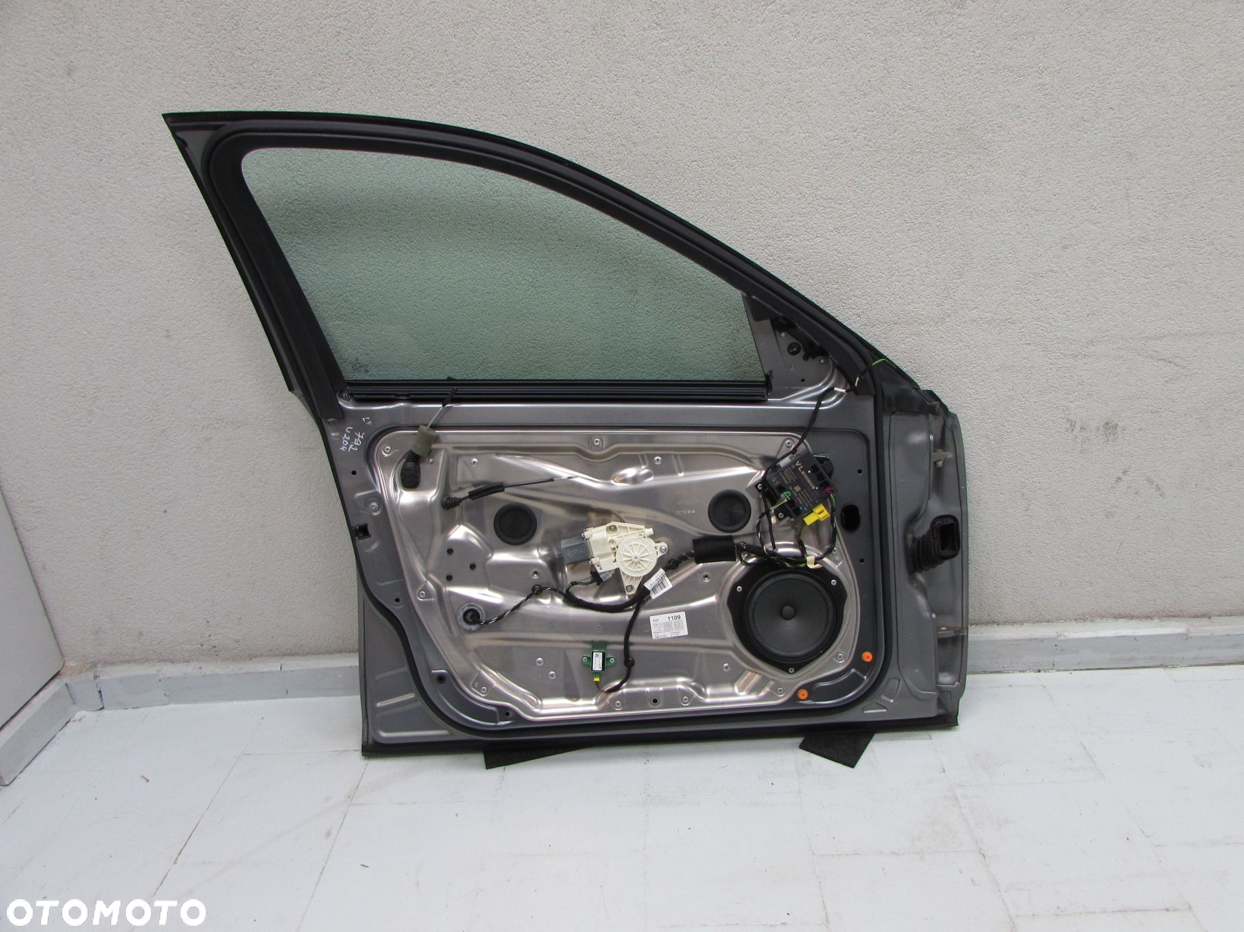 MERCEDES C KLASA W204 LIFT FL 07-14 DRZWI PRZOD LEWE KPL 792 DO ZALOZENIA - 10