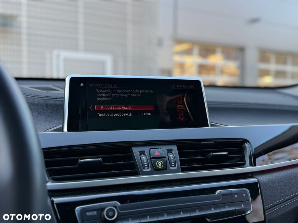 BMW X1 xDrive20i GPF xLine - 34