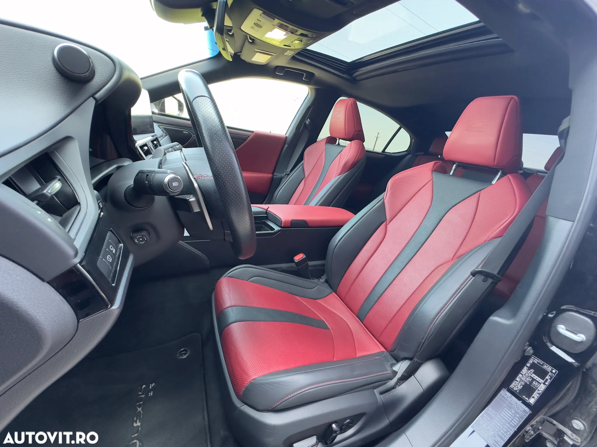 Lexus Seria ES 300h F Sport+ - 16