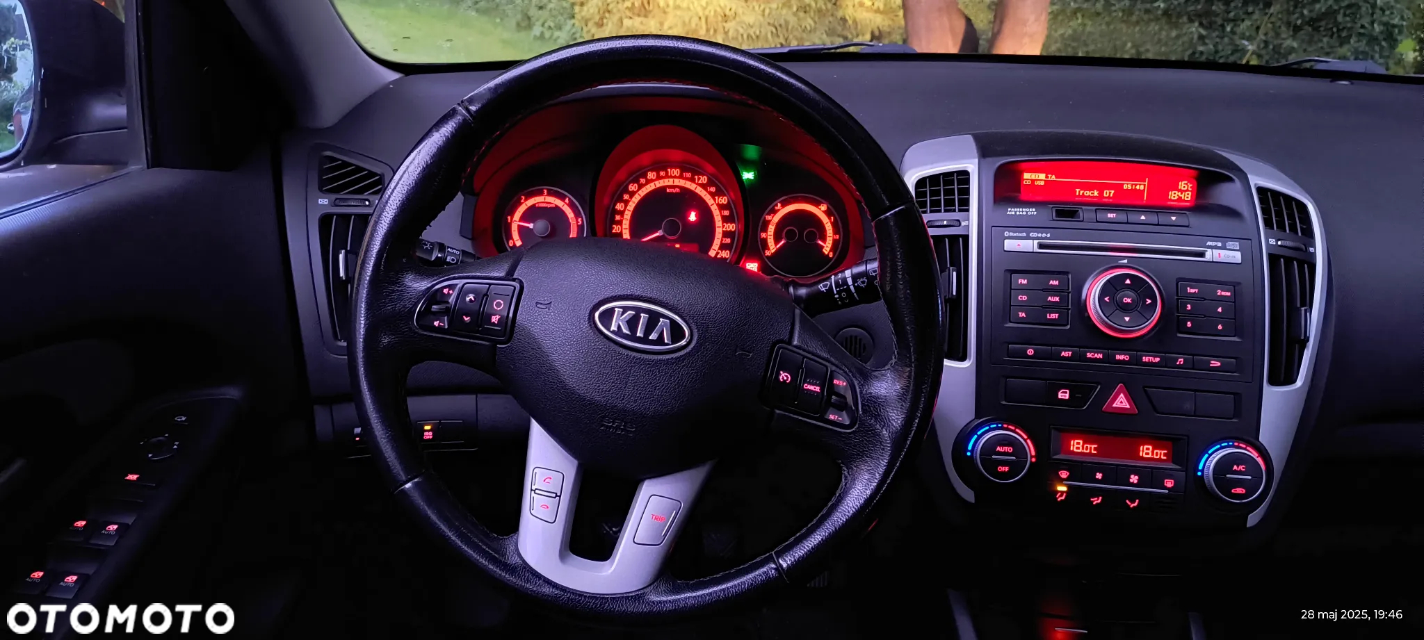 Kia Ceed Cee'd 1.6 Crdi Comfort + - 6