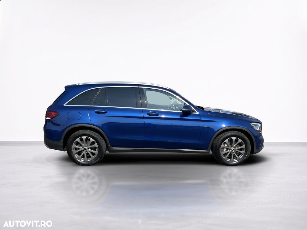 Mercedes-Benz GLC 300 e 4MATIC - 7