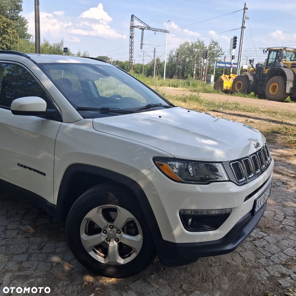 Jeep Compass - 24