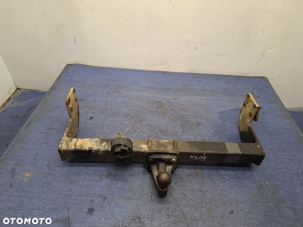 MERCEDES BENZ T1 KACZKA 207D HAK DO PRZYCZEPY - 2