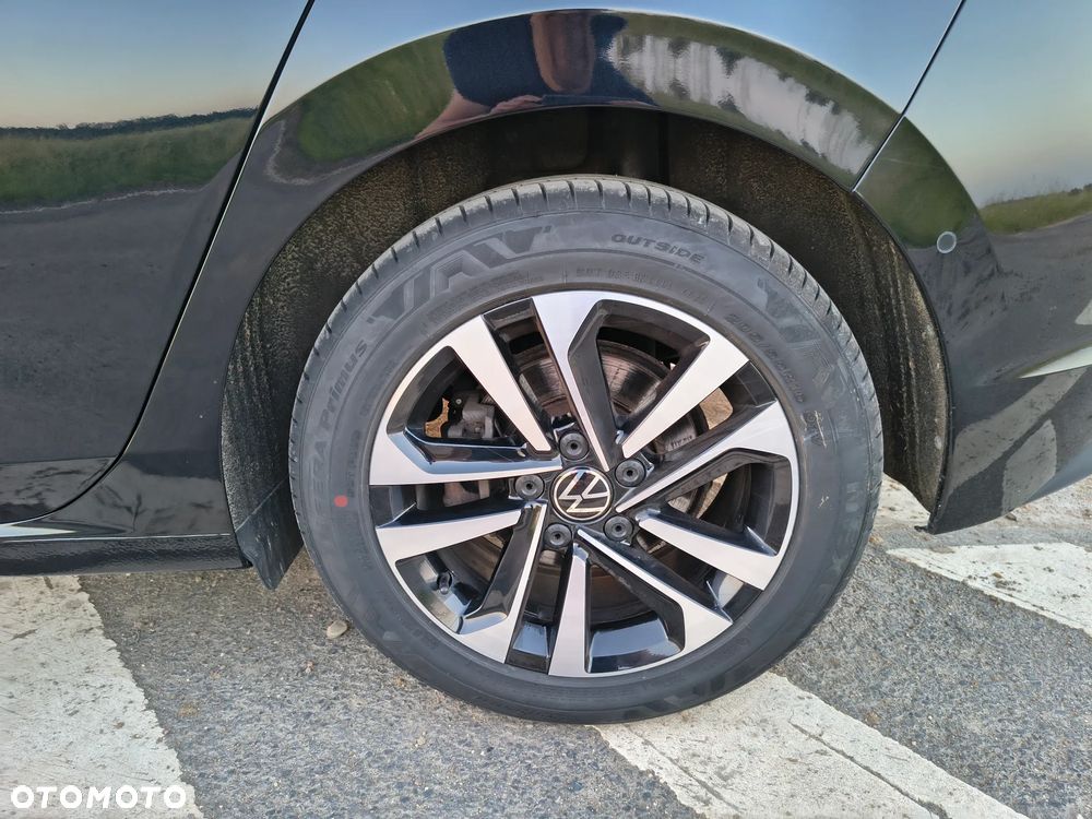 Volkswagen Golf 1.5 TSI EVO United - 12