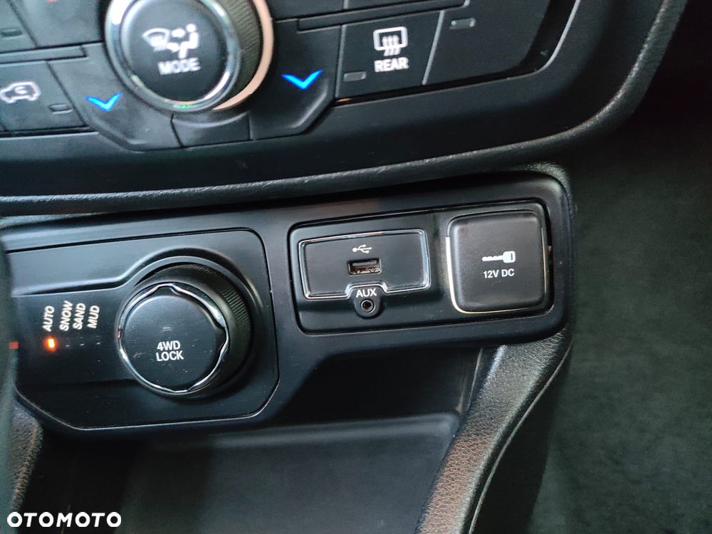 Jeep Renegade - 14