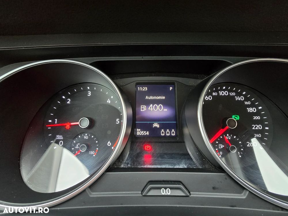 Volkswagen Tiguan 2.0 TDI SCR DSG 4Motion Elegance - 8