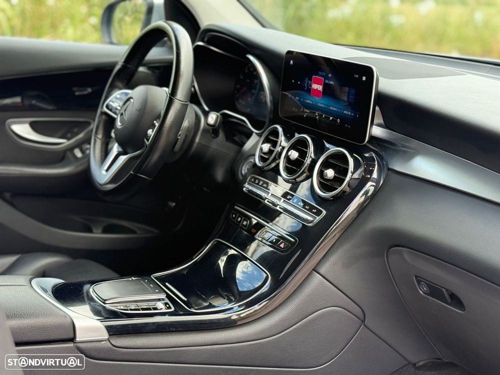 Mercedes-Benz GLC 300 - 11