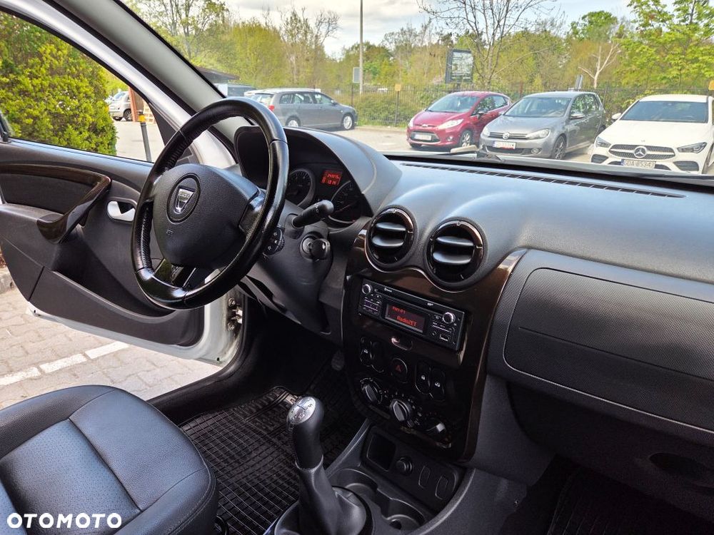 Dacia Duster 1.6 Laureate - 35